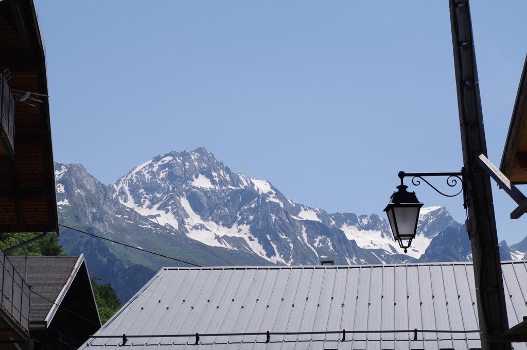 Appartement Dans Chalet De Montagne Bozel Værelse billede